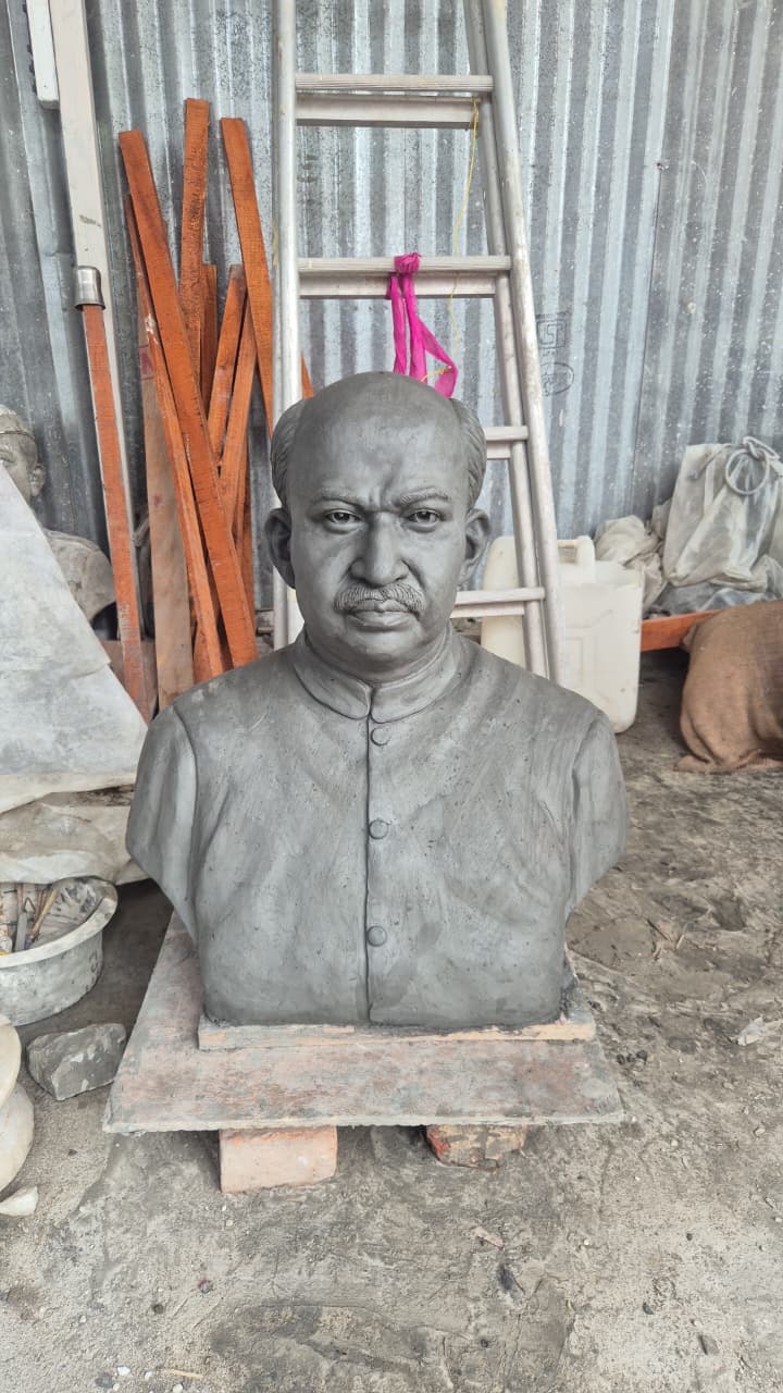 From Vision to Victory 2026: Honoring Dr. Syama Prasad Mookerjee Through Fiberglass Art
