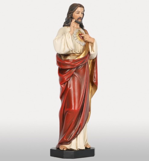Sacred Heart of Jesus Statue