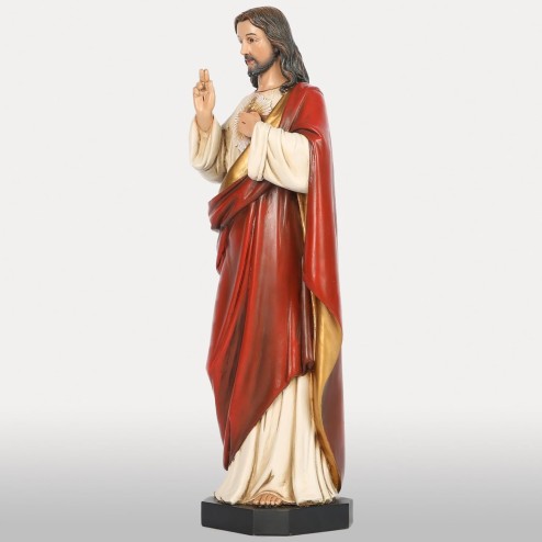Sacred Heart of Jesus Statue